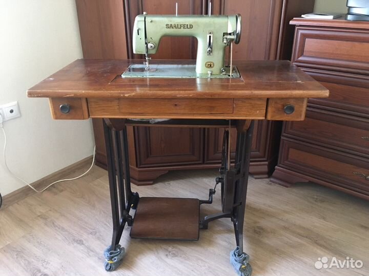 Швейная машина saalfeld