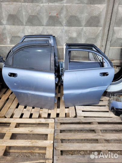 Дверь задняя левая правая lanos цена за шт