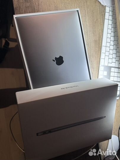 Apple MacBook air 13 2020 m1 8gb 256