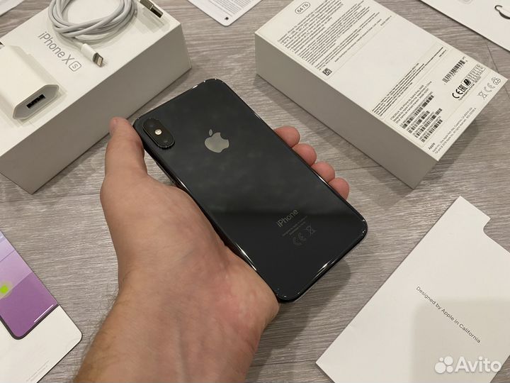 iPhone Xs, 64 ГБ