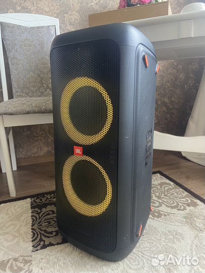 Аренда портативной колонки JBL Partybox 300