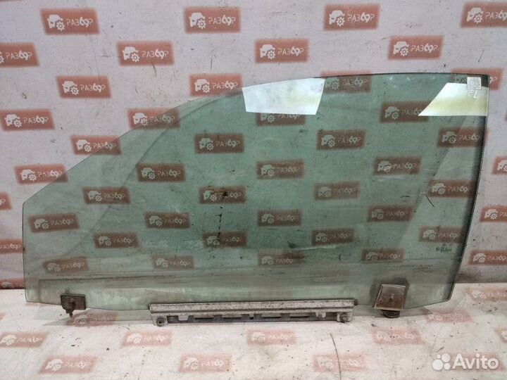 Стекло двери переднее левое Mercedes-Benz