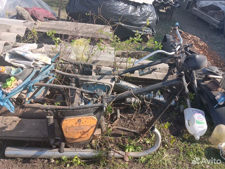 Продам запчасти на мотоцикл иж юпитер5