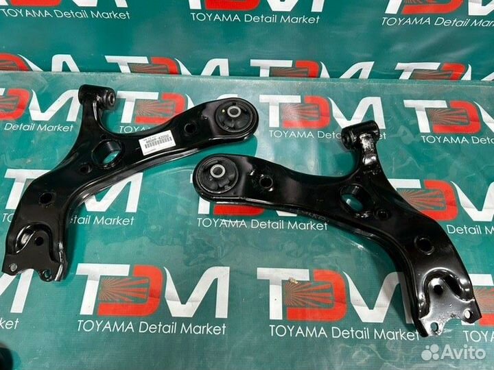 Рычаги передние передние Toyota Rav4
