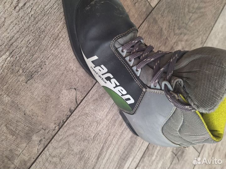 Лыжные ботинки