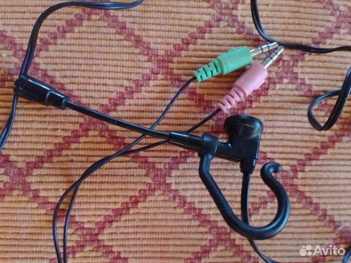 Проводная моногарнитура