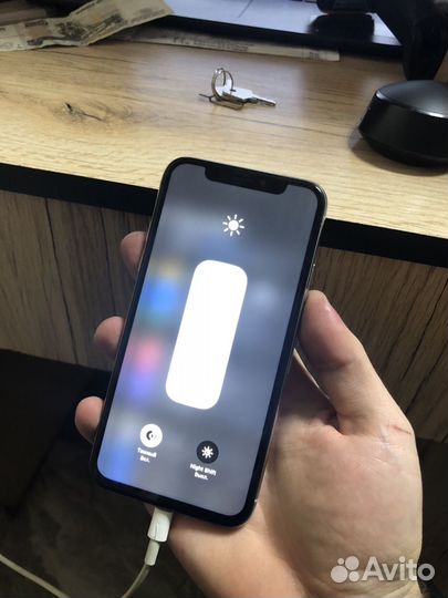 iPhone X, 64 ГБ