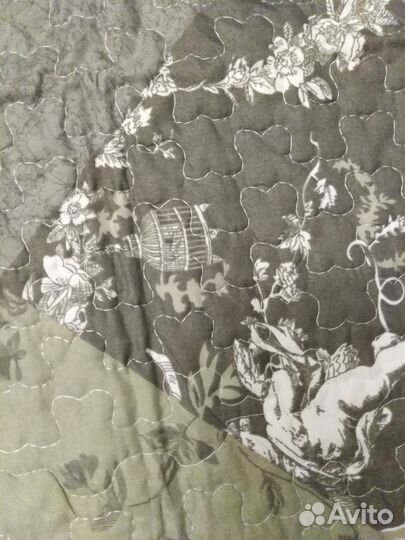 Покрывало стеганное и 2 наволочки в стиле Пэчворк