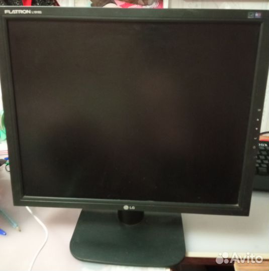 Монитор LG Flatron L1918S 1280/1024
