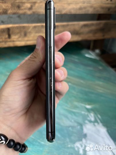 iPhone X, 64 ГБ