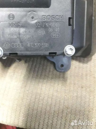 Активатор заслонки Ауди Ку 7