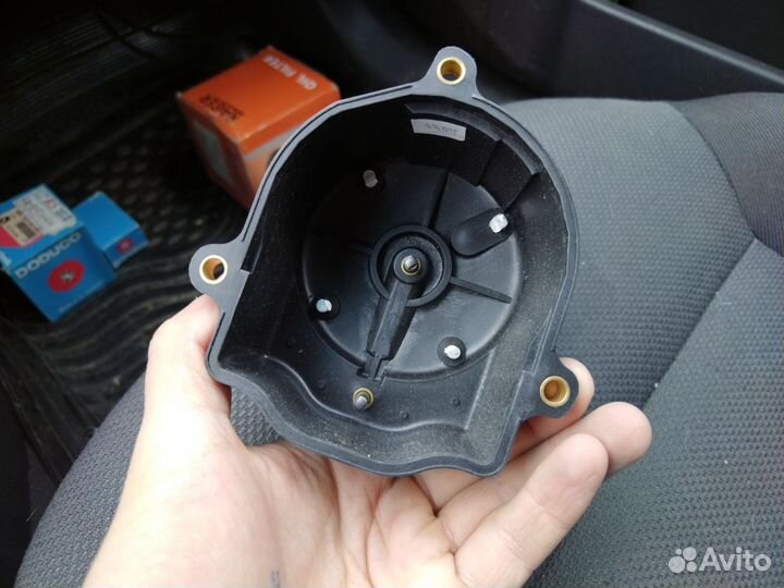 Крышка трамблера Toyota Corolla, Starlet, Celica