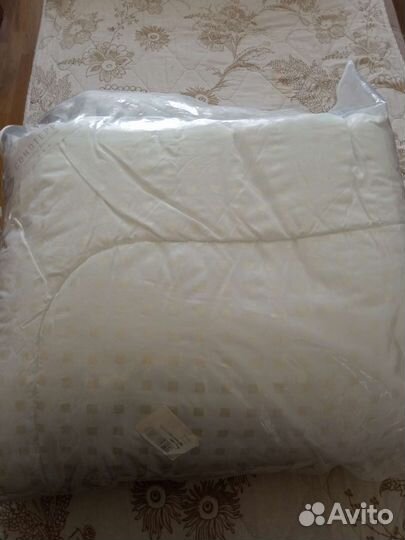 Одеяла зимние 220*205 и 1,5 сп. Лебяжий пух иск