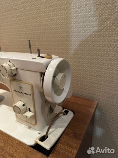 Швейная машина Чайка 142 м