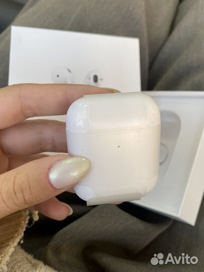 AirPods (2gen) Wireless Charging Case