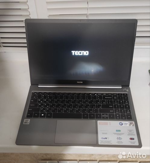 Tecno megabook t1