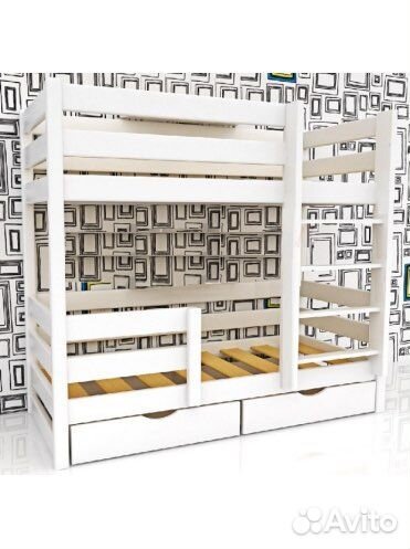 Двухярусная кровать