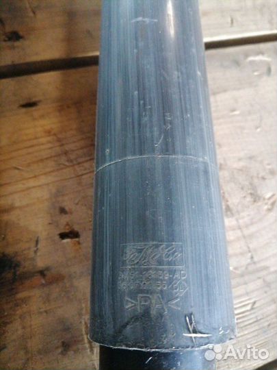 Амортизатор задний Mazda 3 BL 1.6 2009-2012