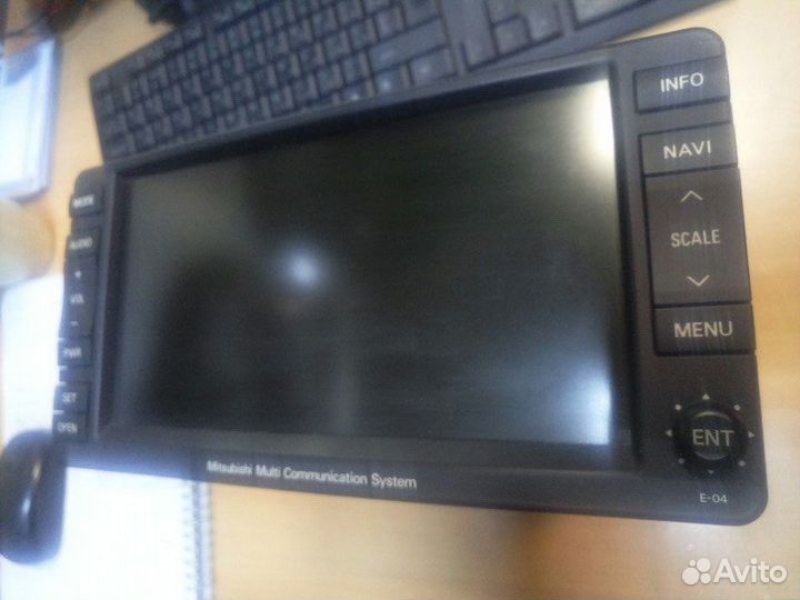 Магнитола штатная Mitsubishi Pajero 4