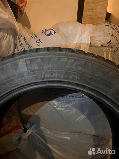 Michelin X Radial 235/55 R19 105T