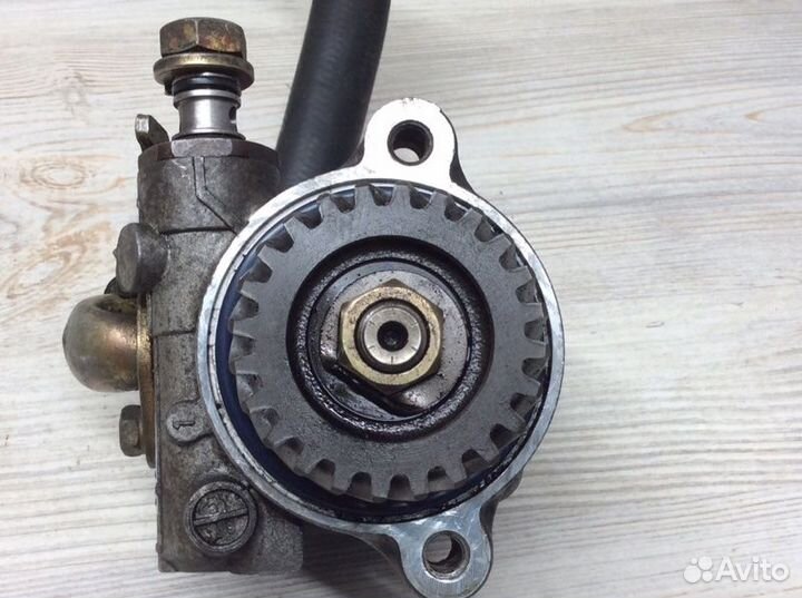 Насос гидроусилителя Mitsubishi Pajero/Montero Ii