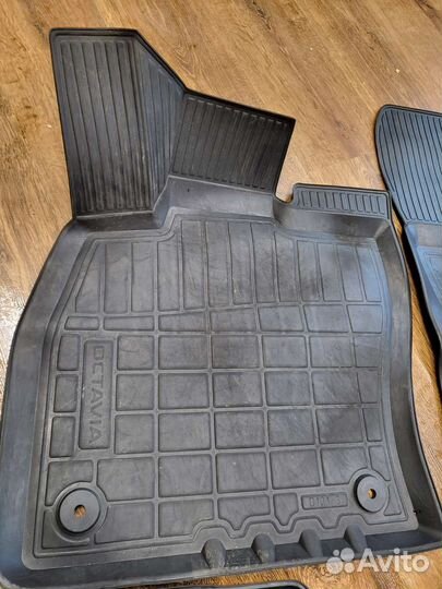 Оригинальный комплект ковров Octavia A7