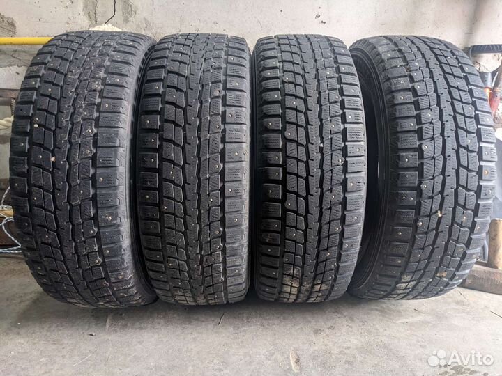Dunlop SP Winter Ice 01 225/65 R17