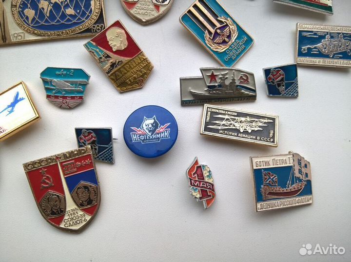 Значки ссср,одним лотом, космос,самолеты,корабли