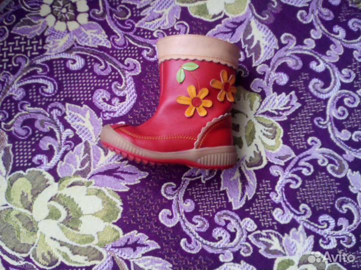 Сапожки для девочки