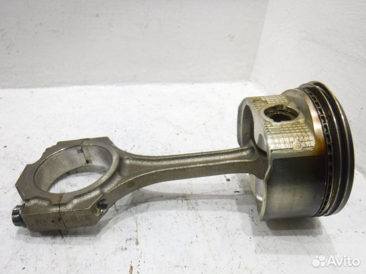 Поршень с шатуном Лексус