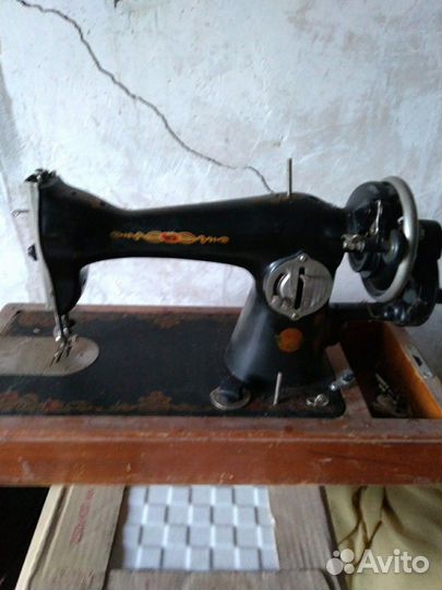 Машинки швейные