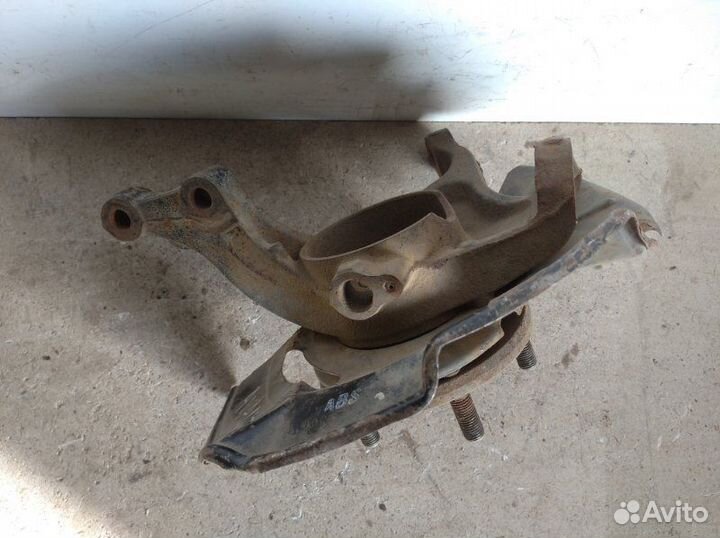 Кулак поворотный передний правый Hyundai Avante