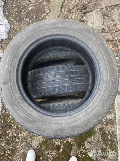 Kumho Crugen Premium KL33 225/65 R17 102V