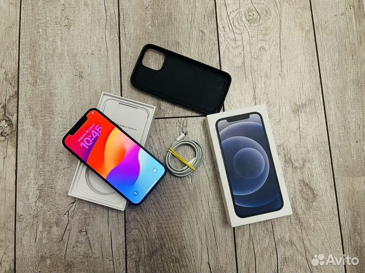 iPhone 12, 64 ГБ