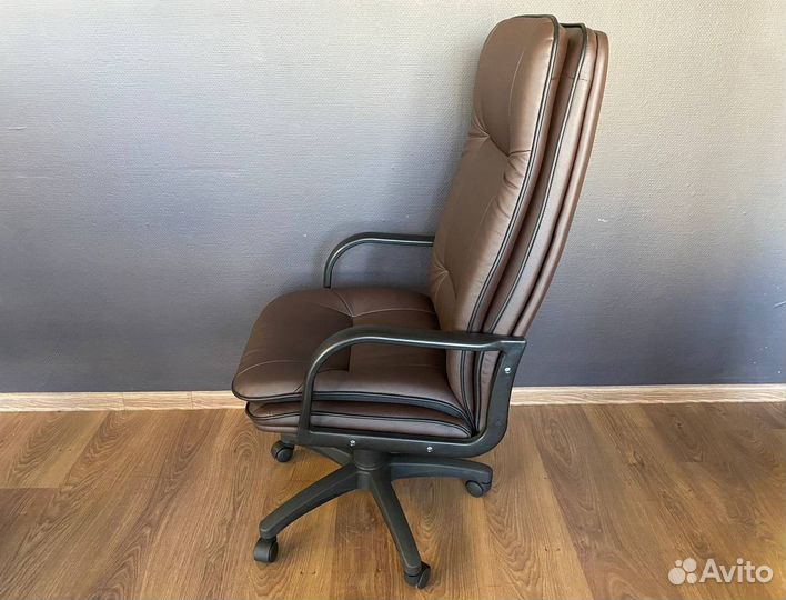 Компьютерное кресло. Доставка