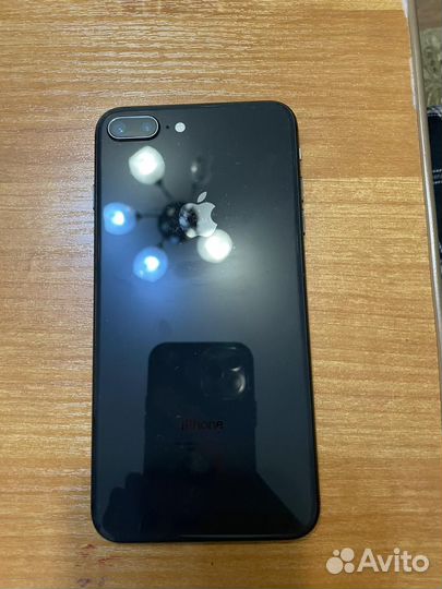 iPhone 8 Plus, 128 ГБ