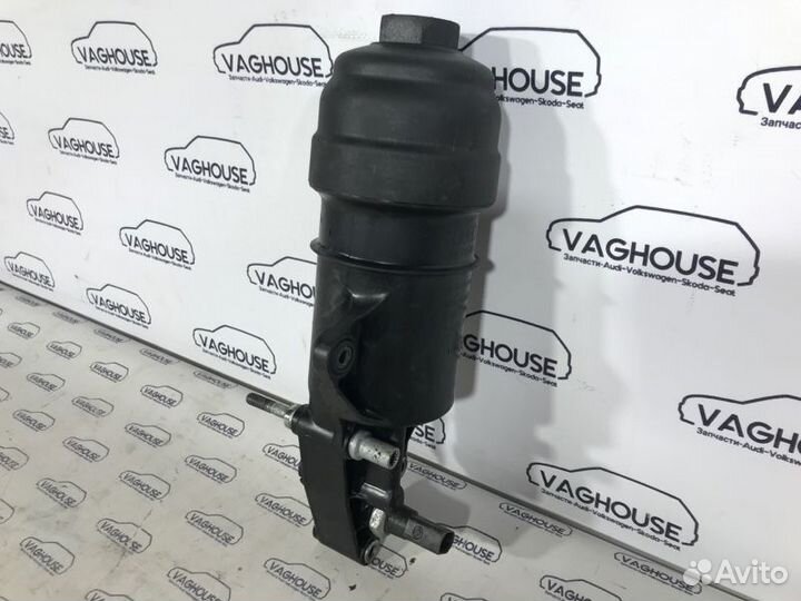 Корпус масляного фильтра Audi A5 8T 3.2 cala 2008