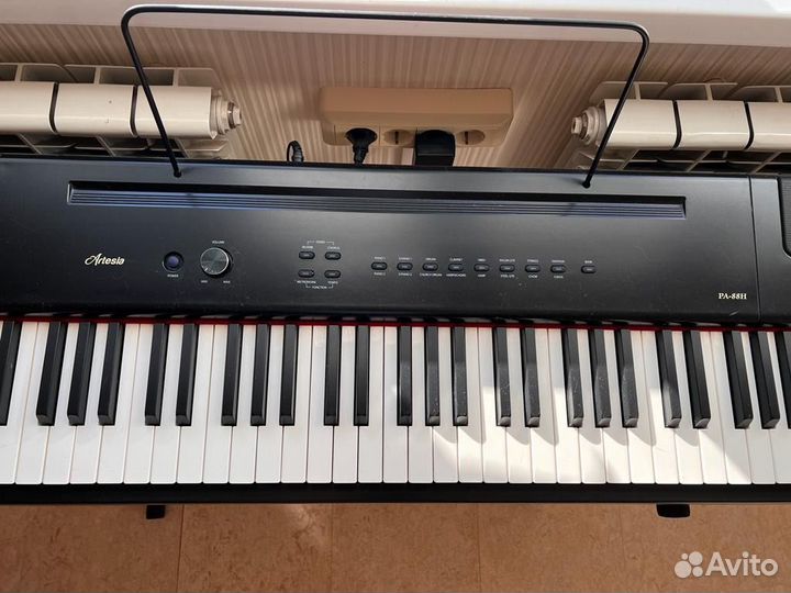 Цифровое пианино artesia