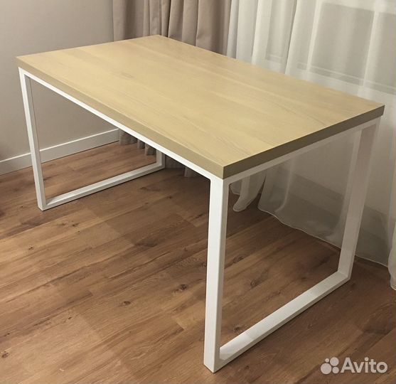 Стол в стиле лофт