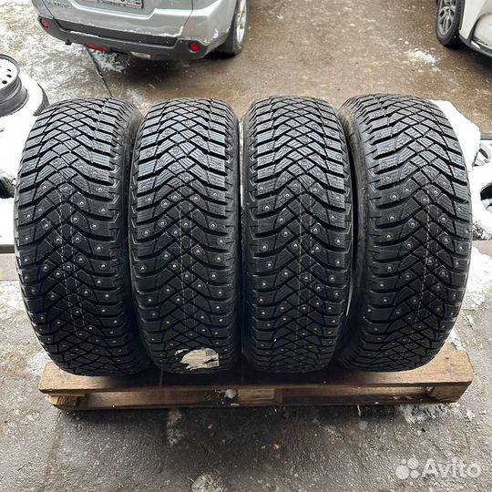 Goodyear Ultra Grip Ice Arctic 2 SUV 215/65 R17 103T