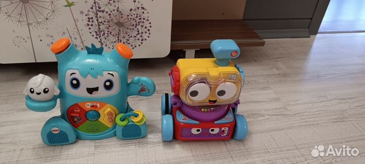 Игрушка fisher price Роккит и спарки