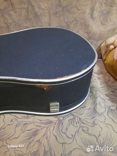 Жесткий чехол для гитары