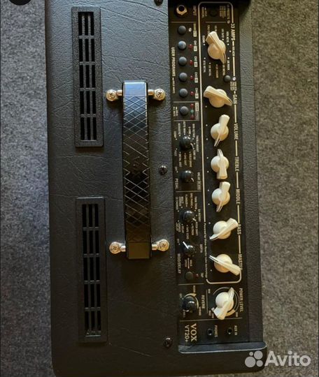 Гитарный комбоусилитель VOX VT 20+ Valvetronix