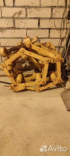 Центратор для сварки стальных труб