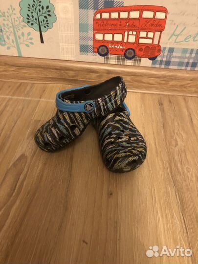 Crocs