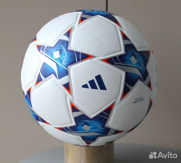 Мяч Лиги чемпионов уефа 2023/2024 adidas