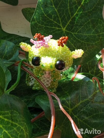 Игрушечки из бисера ручная работа