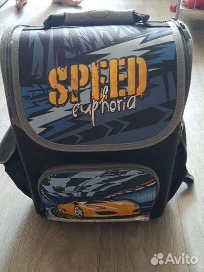 Школьный рюкзак