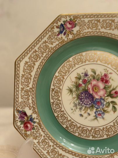 Набор тарелок