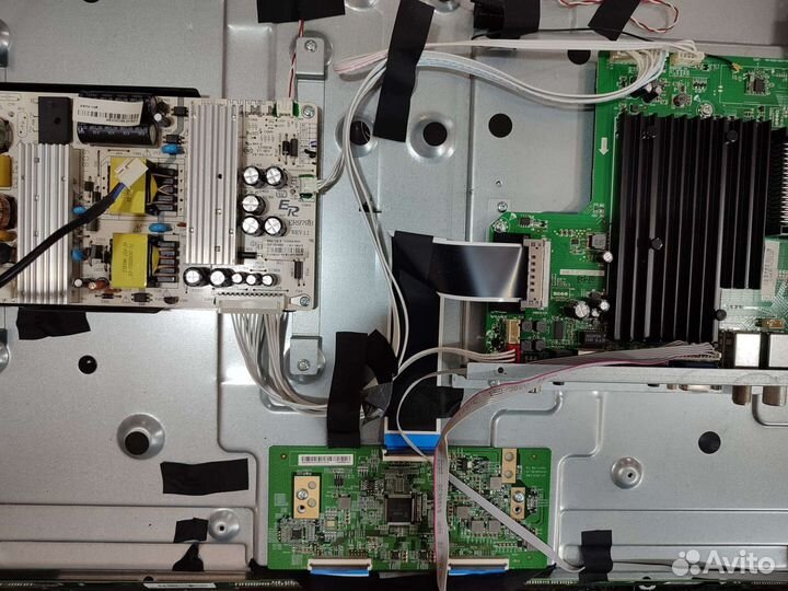 Разбор nesons 43KU525S